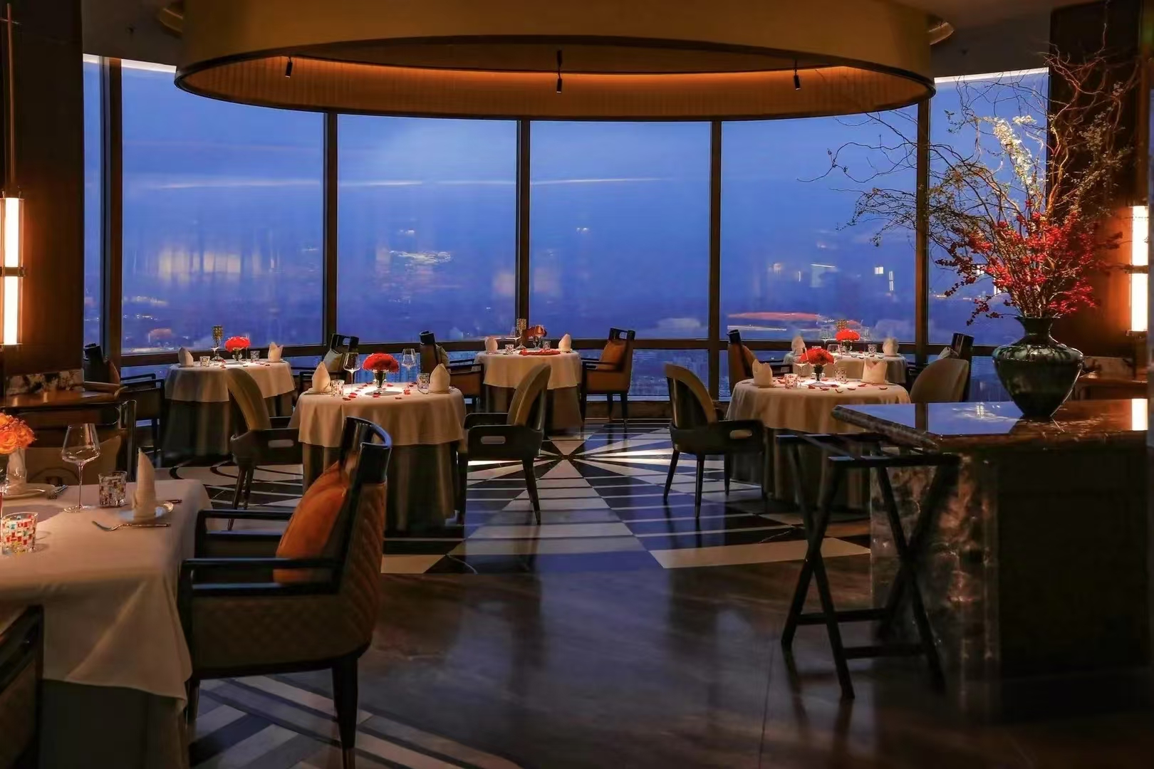 臻享云端 -Primotable高桌牛排馆（新天地云端店）